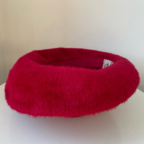 Vintage Deborah Exclusive Red Luxurious Soft Wool Hat with Bow